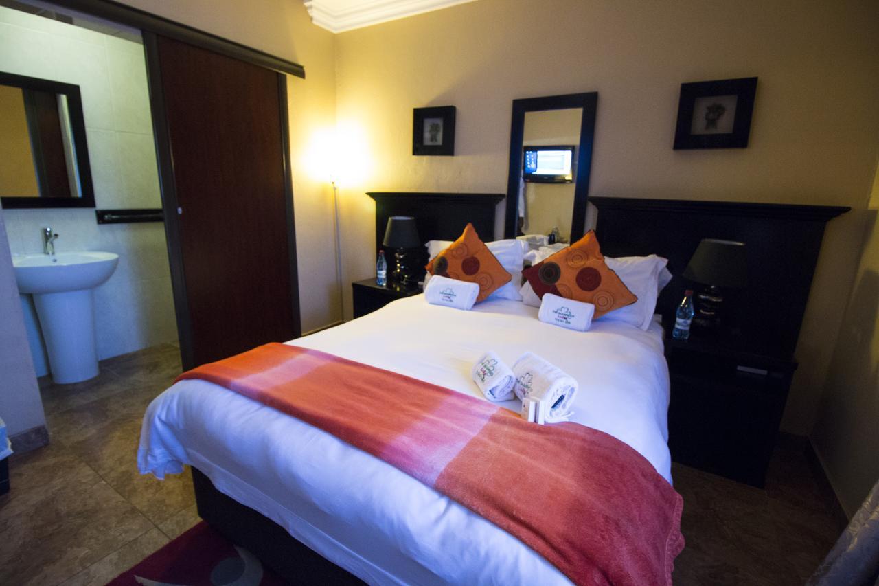 The Shamrock Hotel Pietersburg Buitenkant foto